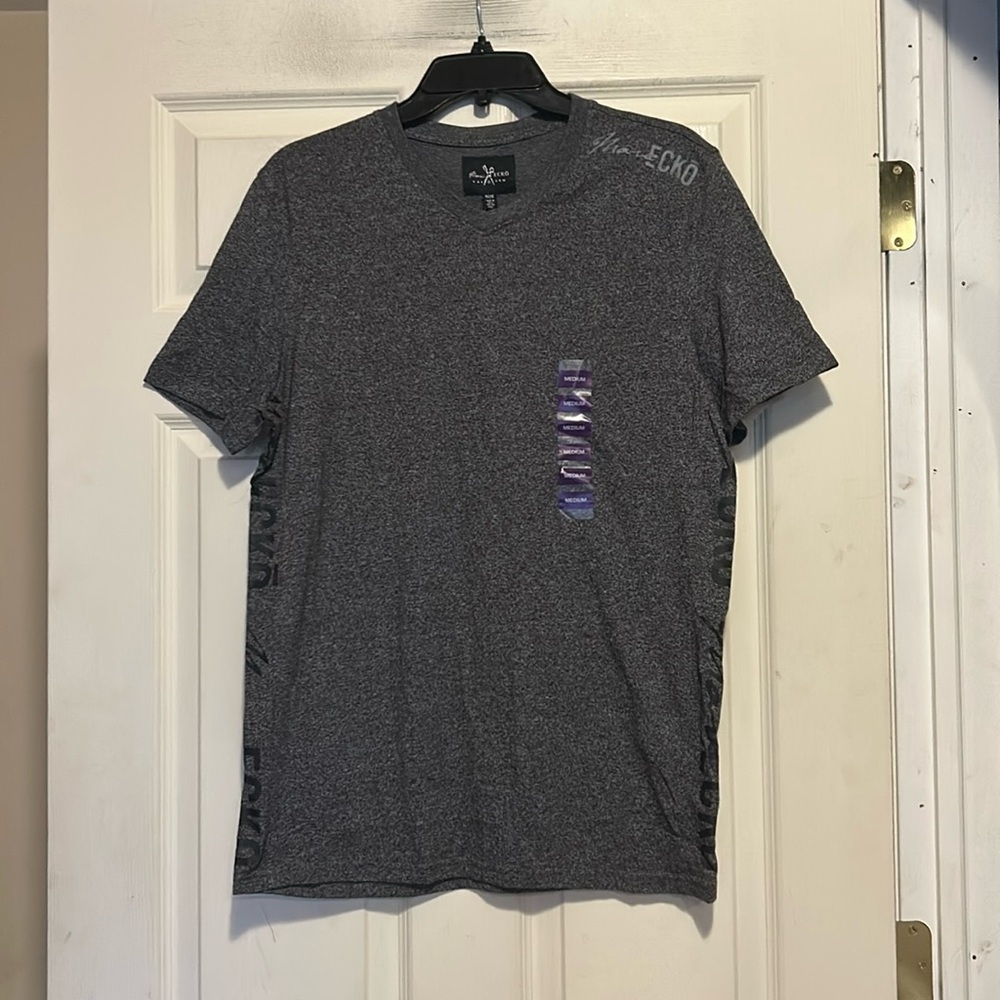 Marc Ecko T-Shirt Size Medium Gray Black